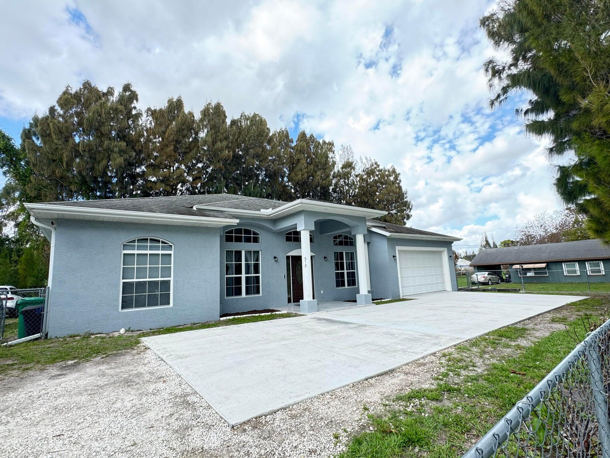 315 Kaye Street Fort Pierce, FL 34947 - Photo 2 of 54 3