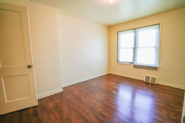 $1,200 | 17199 Meyers Road, Detroit, MI 48235