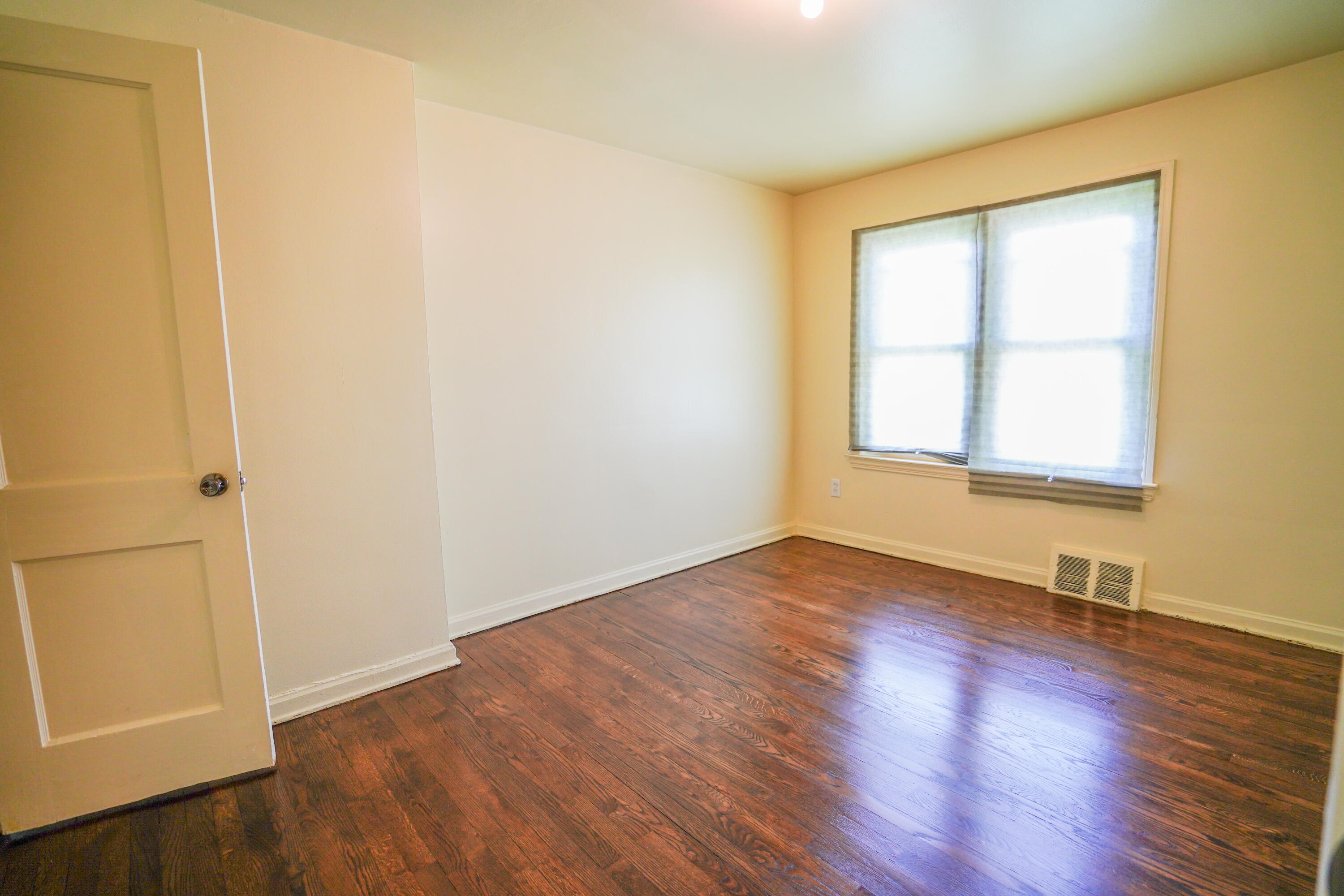 17199 Meyers Road Detroit, MI 48235 - Photo 10 of 10 MeyersSecondBedrm