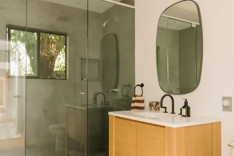 $32,000 | 684 Ladera Lane, Montecito, CA 93108