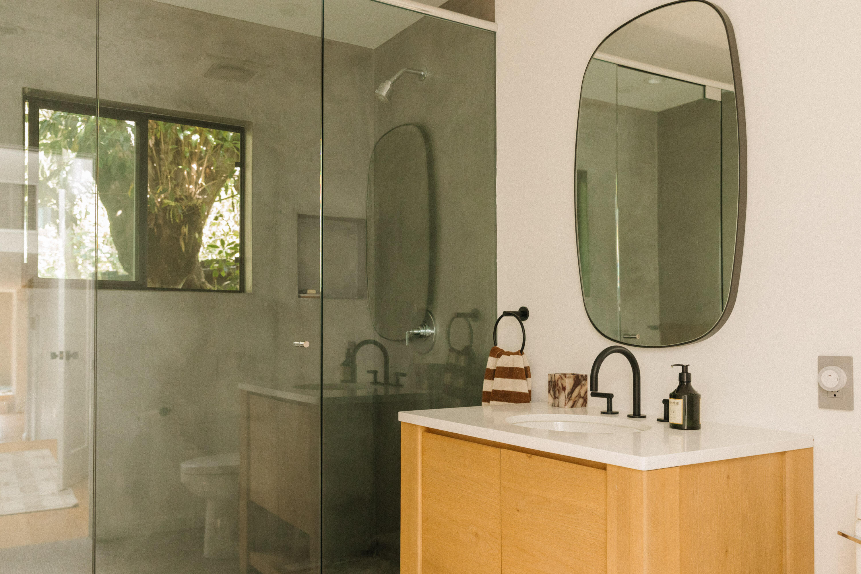 684 Ladera Lane Montecito, CA 93108 - Photo 19 of 29 .