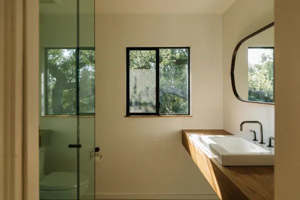 $32,000 | 684 Ladera Lane, Montecito, CA 93108