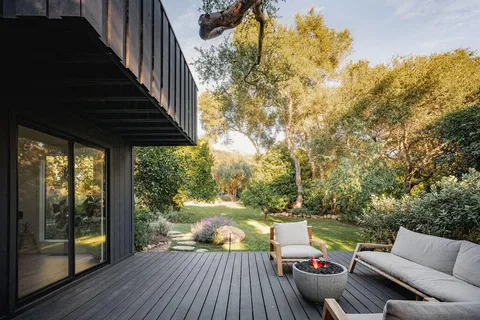 $32,000 | 684 Ladera Lane, Montecito, CA 93108