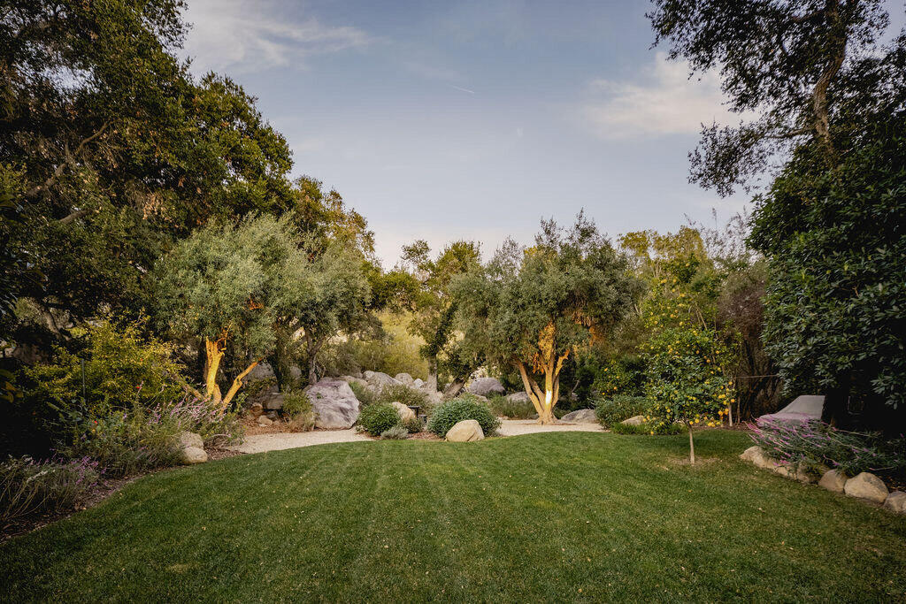 684 Ladera Lane Montecito, CA 93108 - Photo 27 of 29 .