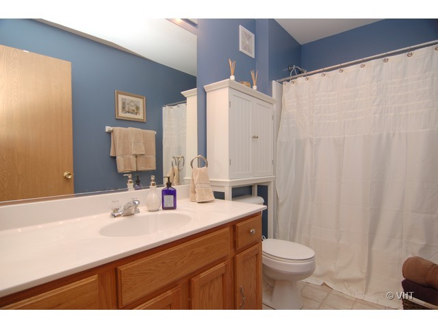 1440 McClure Road, Unit 1440 Aurora, IL 60505 - Photo 8 of 8