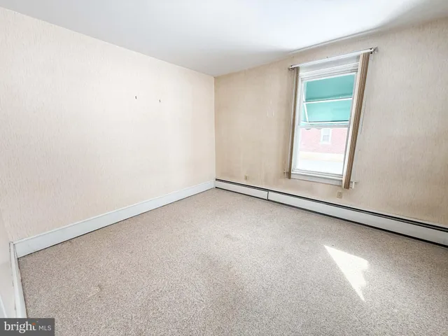 $875 | 1520 Philadelphia Avenue, Unit A, Chambersburg, PA 17201