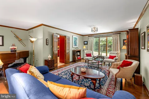 $1,100,000 | 4 Brickford Lane, Baltimore, MD 21208