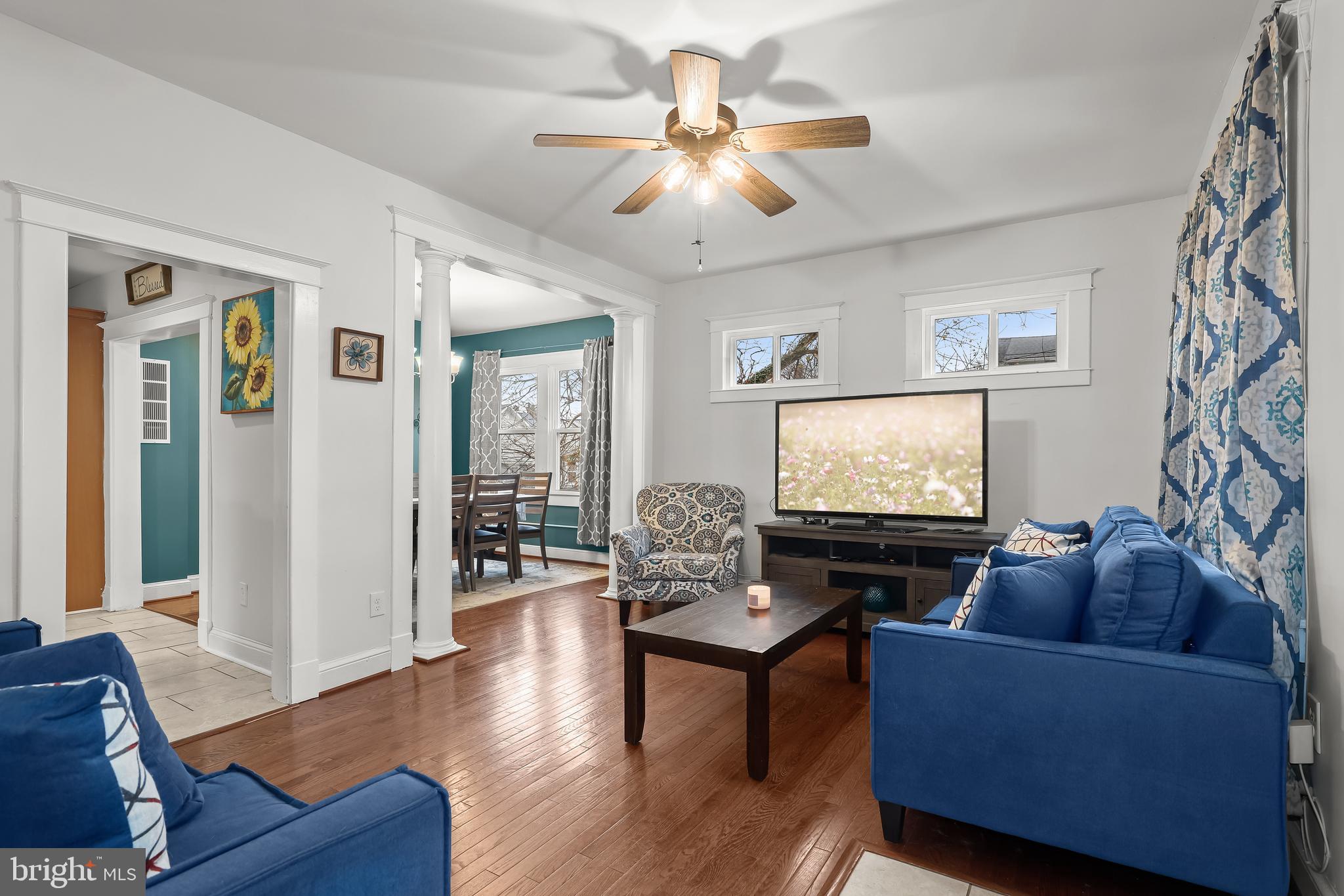 401 Walcott Road Baltimore, MD 21206 - Photo 7 of 38 Living Room