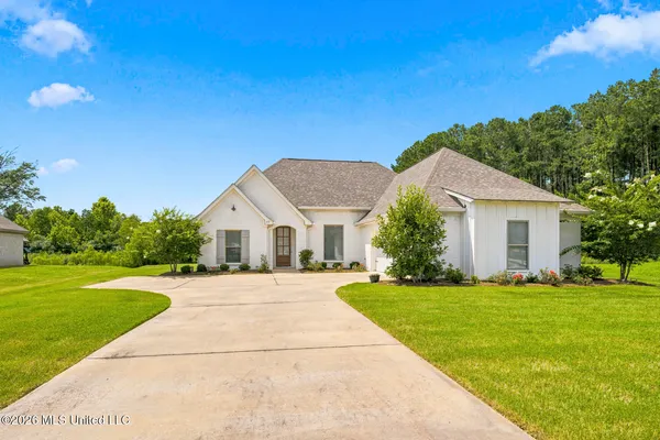 $395,000 | 633 Wild Horse Lane, Brandon, MS 39042