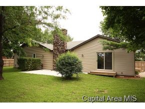 505 North Oak Hill Road Rochester, IL 62563 - Photo 3 of 16