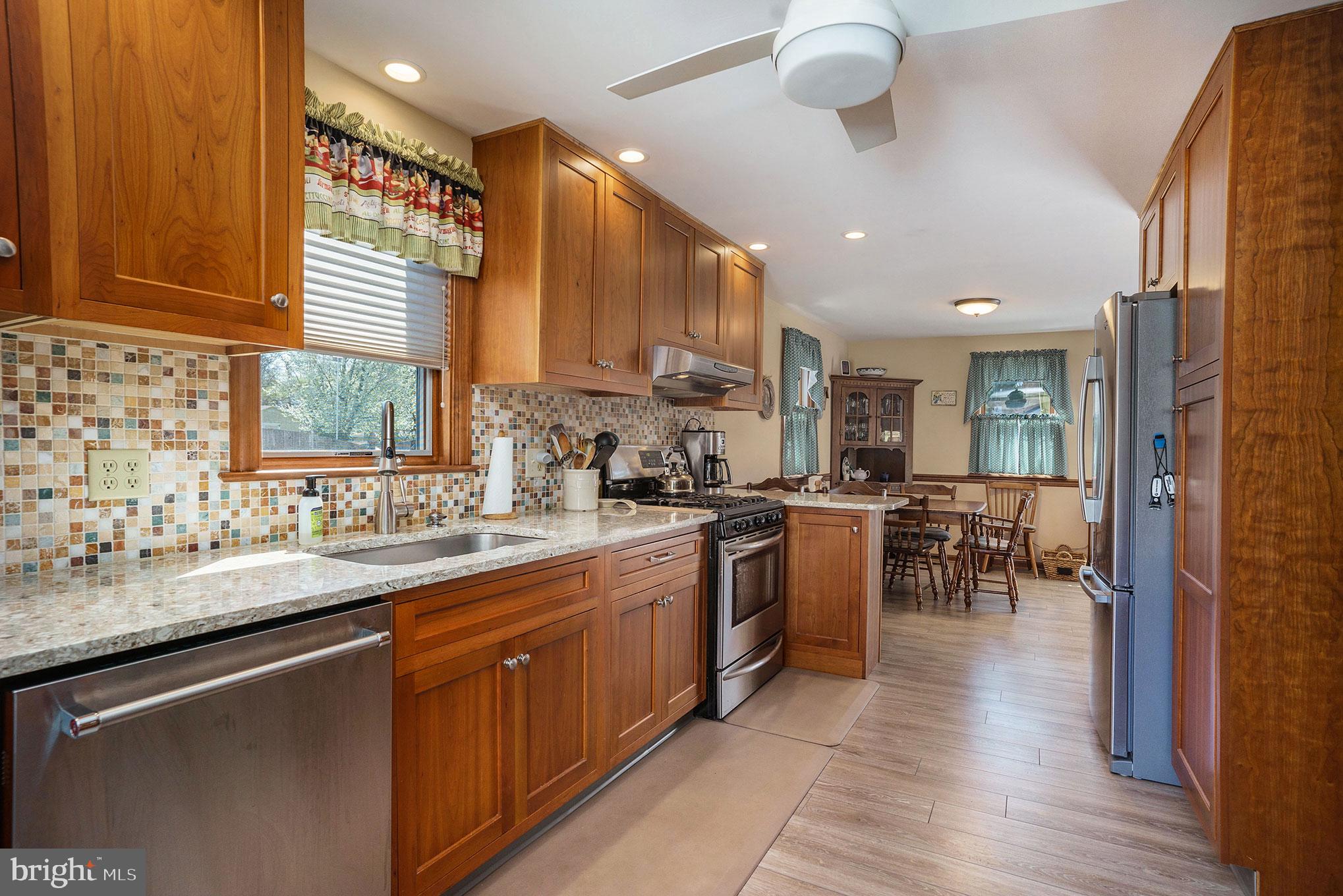 220 Garth Road Oreland, PA 19075 - Photo 9 of 27 Gallery Image 9