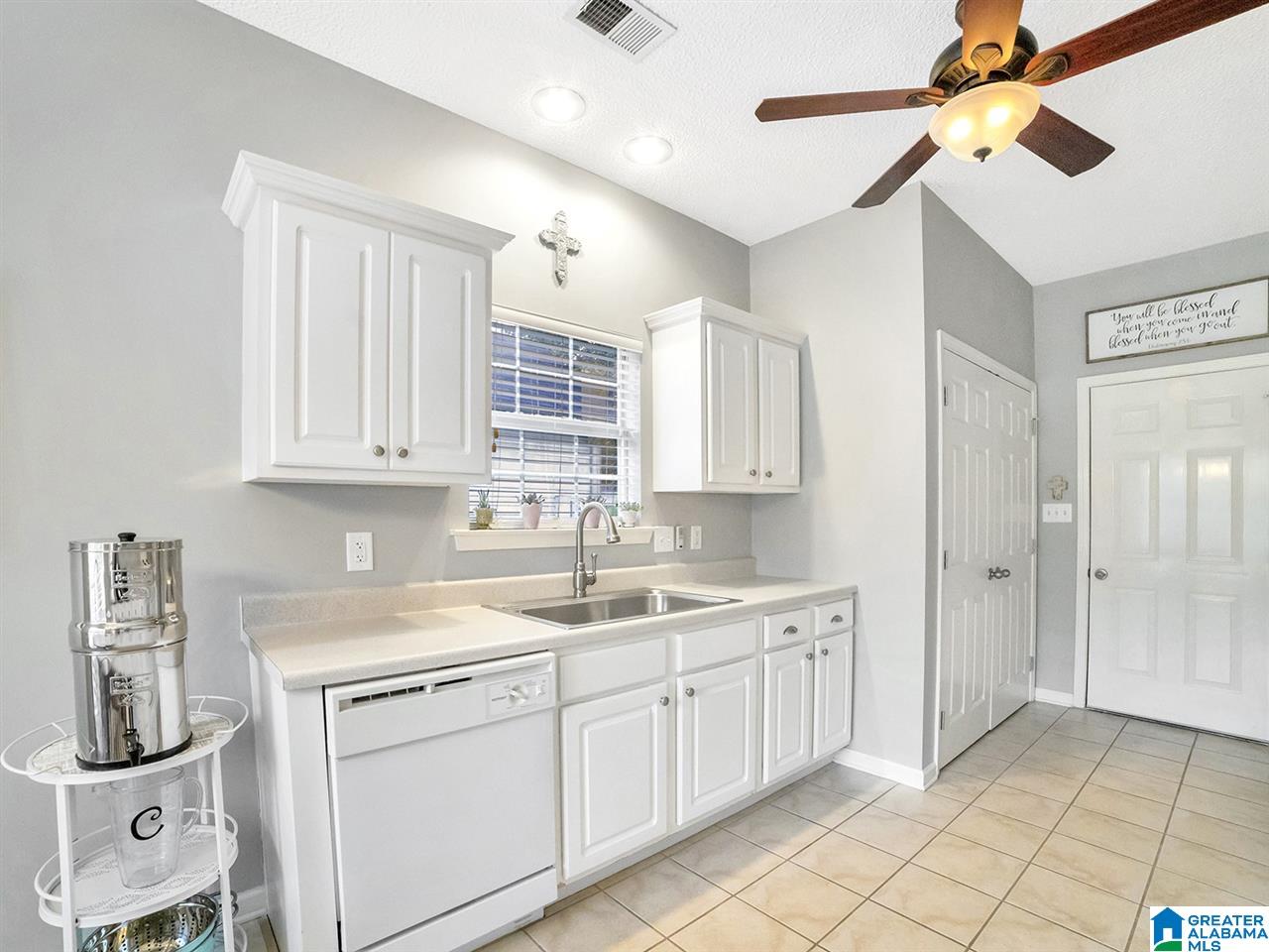 1813 Bristol Road Leeds, AL 35094 - Photo 5 of 21 Gallery Image 5