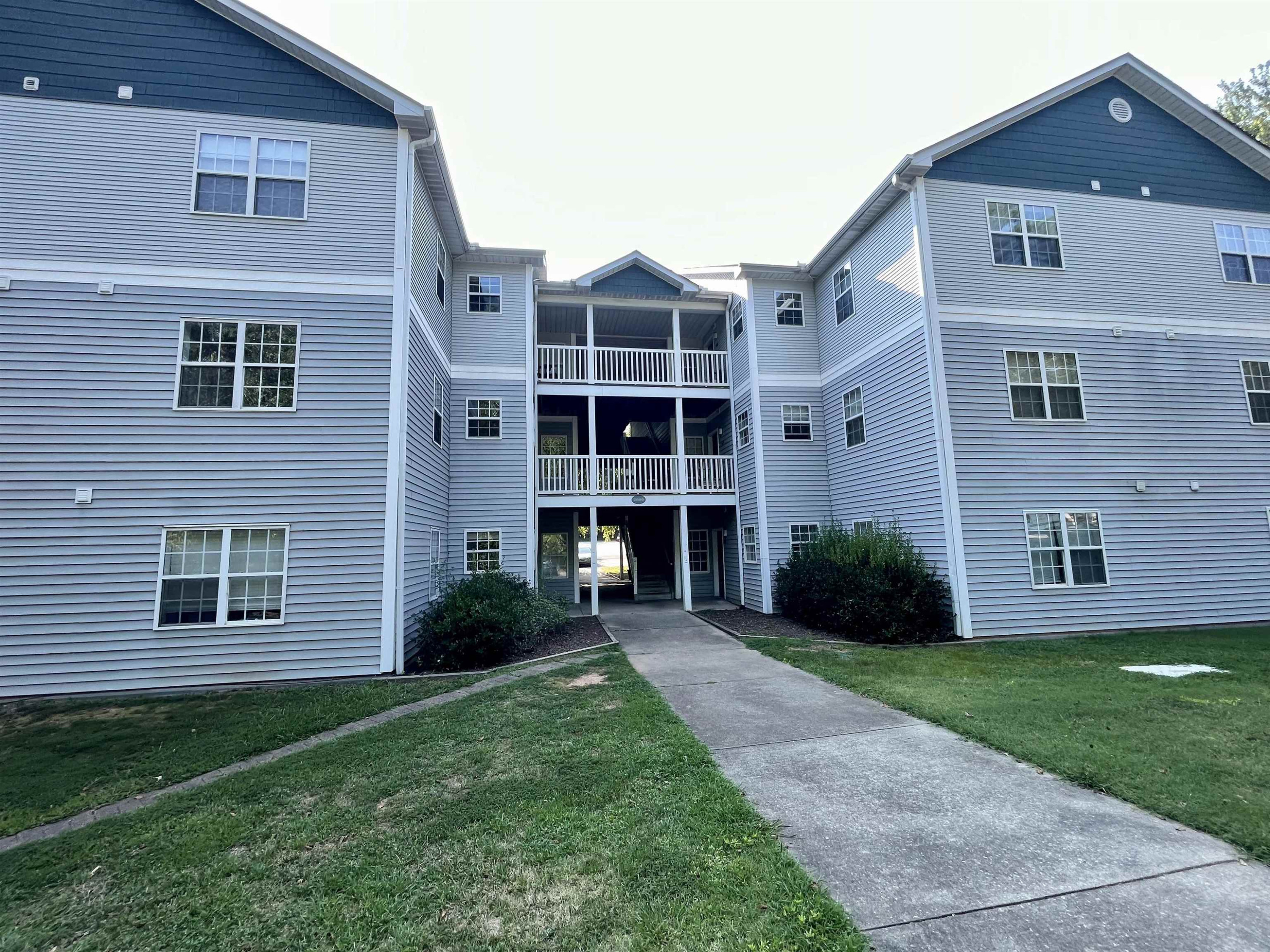 2000 University Woods Road, Unit 204 Raleigh, NC 27603 - Photo 1 of 43 Photo 1