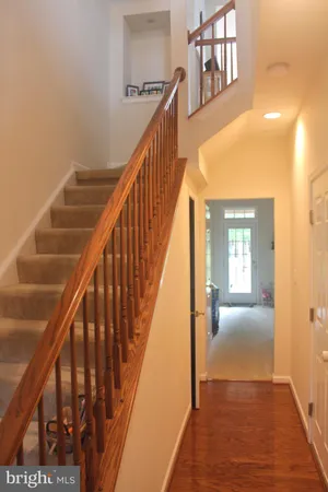 $3,350 | 3577 Ellery Circle, Falls Church, VA 22041