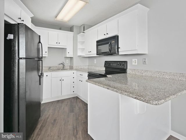 $665,000 | 1600 North Oak Street, Unit 1222, Arlington, VA 22209