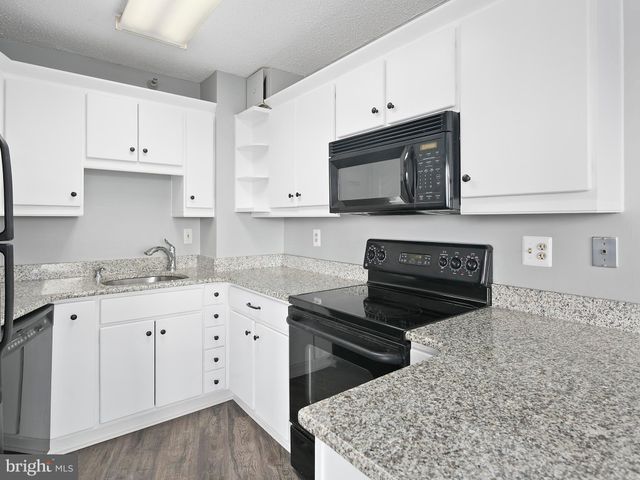 $665,000 | 1600 North Oak Street, Unit 1222, Arlington, VA 22209