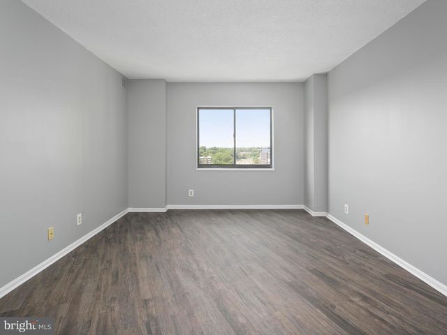 $665,000 | 1600 North Oak Street, Unit 1222, Arlington, VA 22209