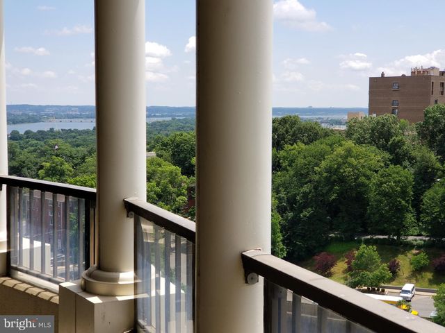 $665,000 | 1600 North Oak Street, Unit 1222, Arlington, VA 22209