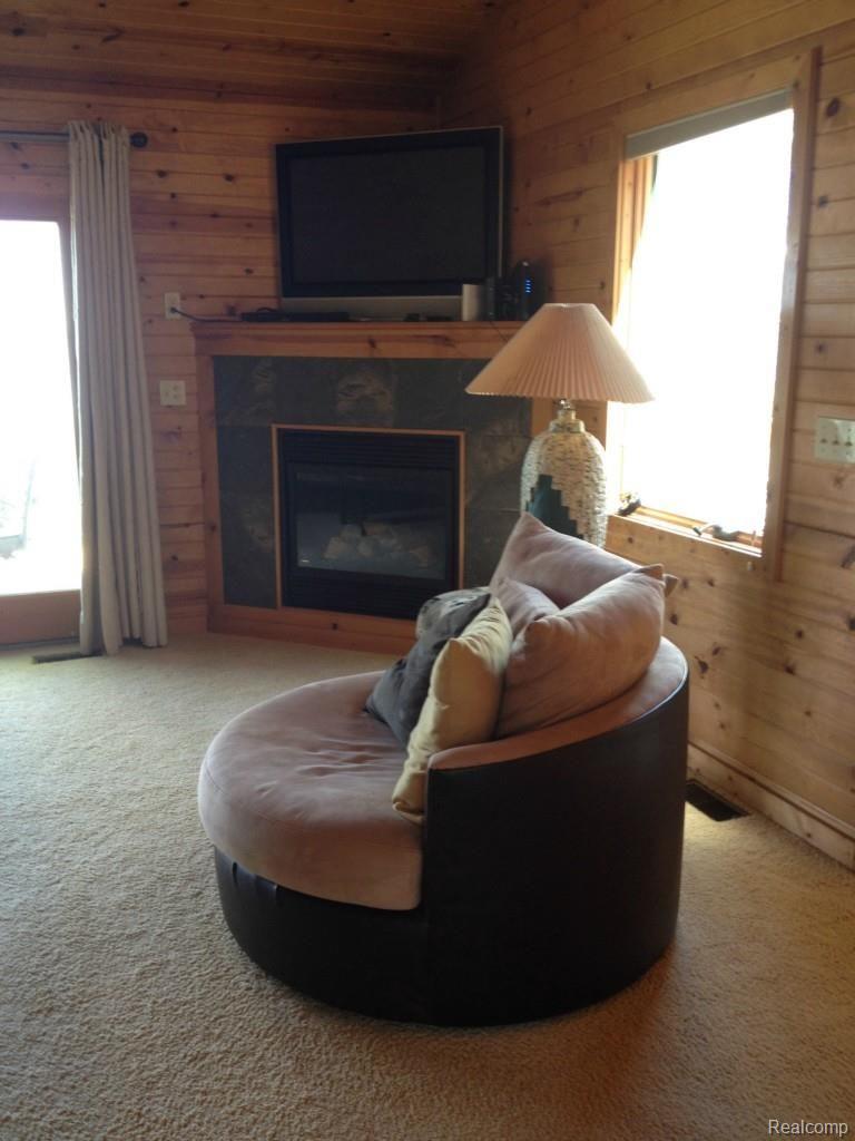 2819 Lakeshore Road Applegate, MI 48401 - Photo 21 of 35 IMG_6508.jpg