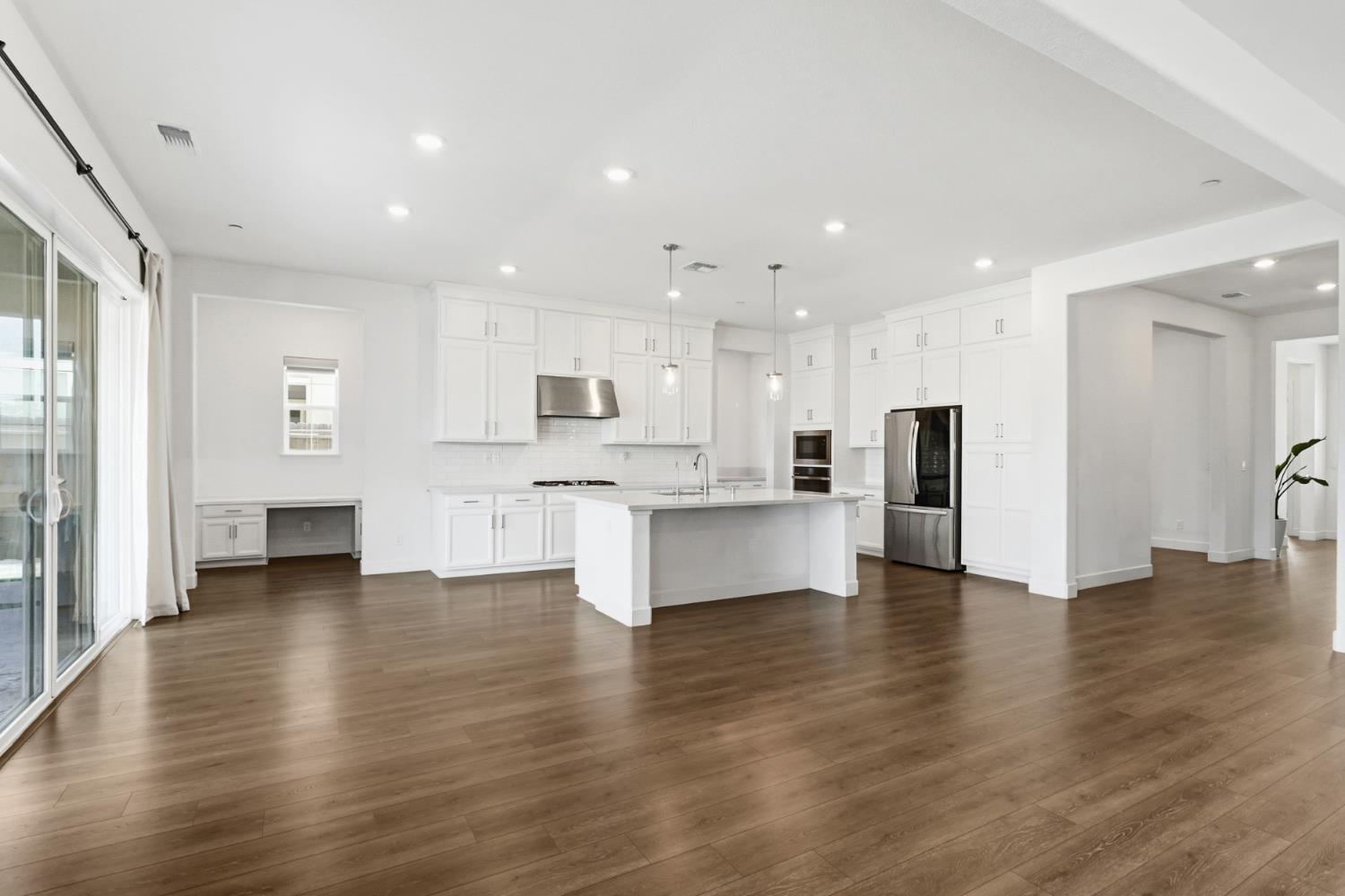 7606 Afonso Way Elk Grove, CA 95757 - Photo 13 of 79