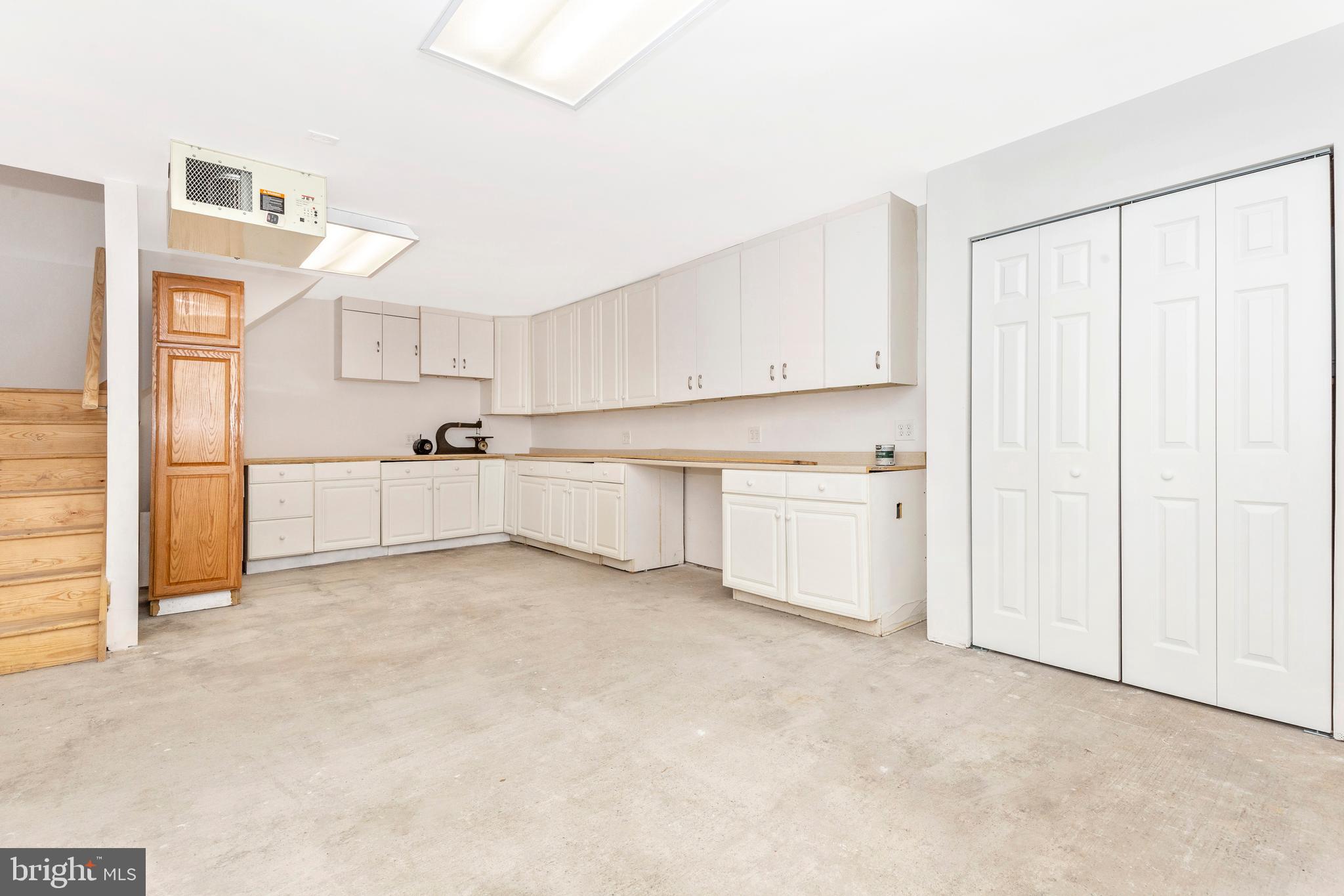 13104 Brandon Way Road Gaithersburg, MD 20878 - Photo 19 of 39 2-LEVEL WORKSHOP