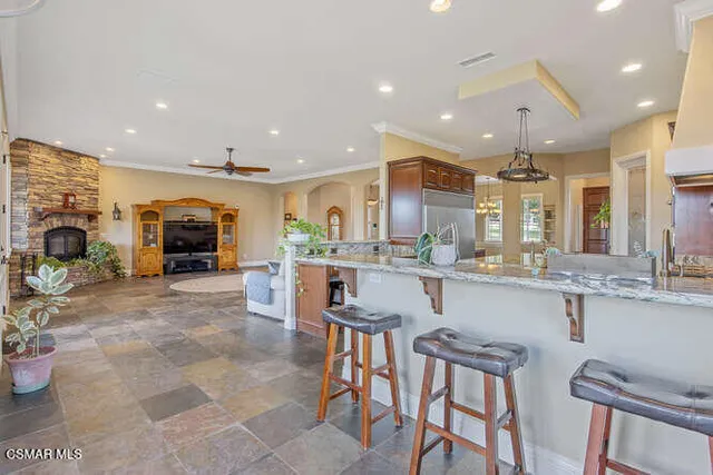 $875,000 | 39860 86th Street West, Leona Valley, CA 93551