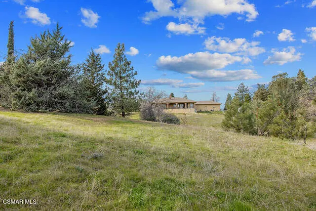 $875,000 | 39860 86th Street West, Leona Valley, CA 93551