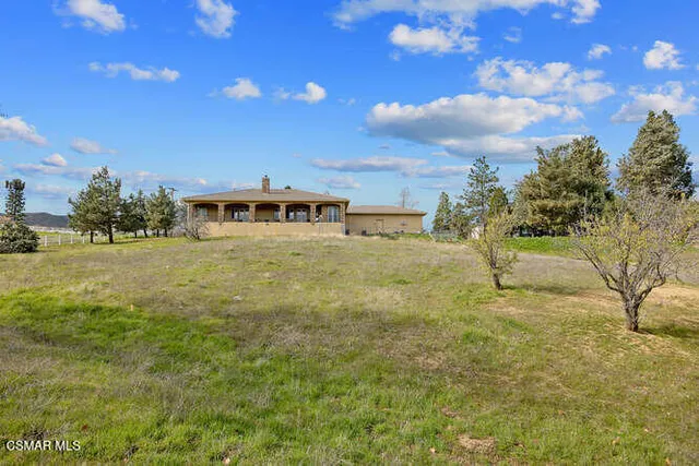 $875,000 | 39860 86th Street West, Leona Valley, CA 93551