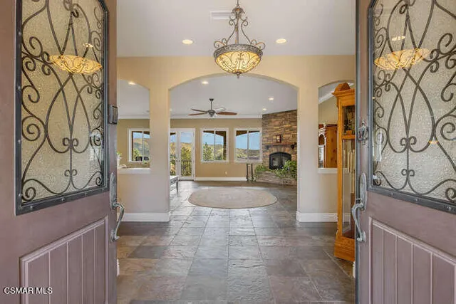 $875,000 | 39860 86th Street West, Leona Valley, CA 93551