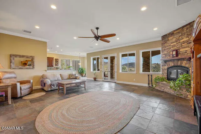 $875,000 | 39860 86th Street West, Leona Valley, CA 93551