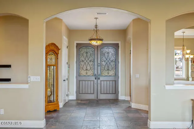 $875,000 | 39860 86th Street West, Leona Valley, CA 93551