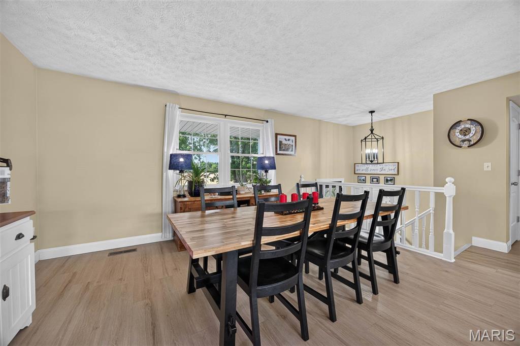 10904 Lake Road Highland, IL 62249 - Photo 16 of 37 Gallery Image 16