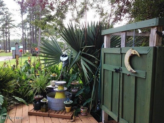 105 Channel Rock Road Beaufort, NC 28516 - Photo 25 of 103 Outside shower