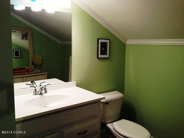 105 Channel Rock Road Beaufort, NC 28516 - Photo 59 of 103 Bath on 2nd floor