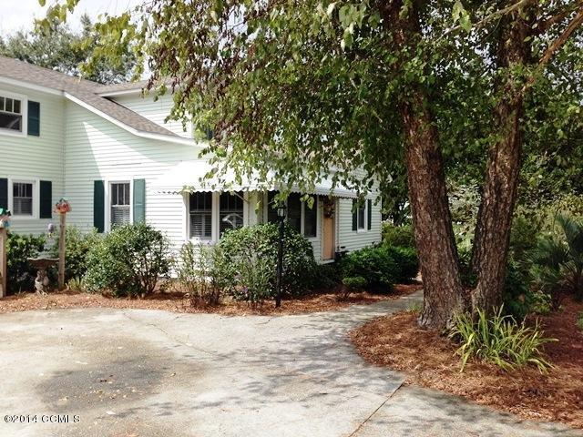 105 Channel Rock Road Beaufort, NC 28516 - Photo 77 of 103 Front concrete Driveway