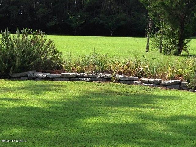 105 Channel Rock Road Beaufort, NC 28516 - Photo 93 of 103 Side Yard Container wall