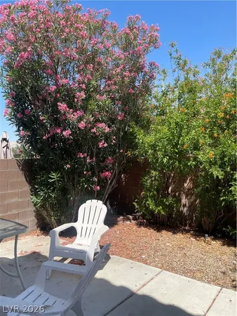 $1,980 | 2760 Stargate Street, Las Vegas, NV 89108