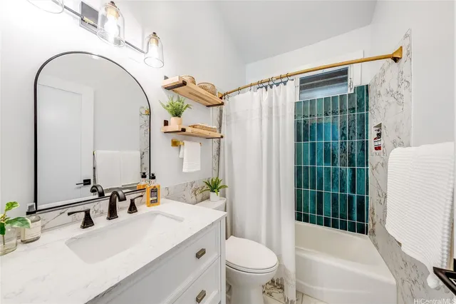 $1,549,000 | 817 Ekoa Place, Honolulu, HI 96821