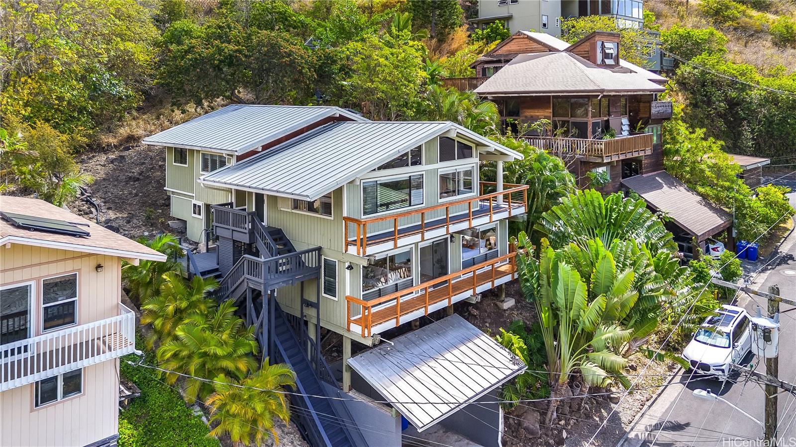 817 Ekoa Place Honolulu, HI 96821 - Photo 25 of 25 a front view of a house with yard and sitting area