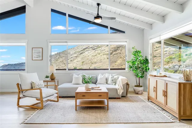 $1,549,000 | 817 Ekoa Place, Honolulu, HI 96821