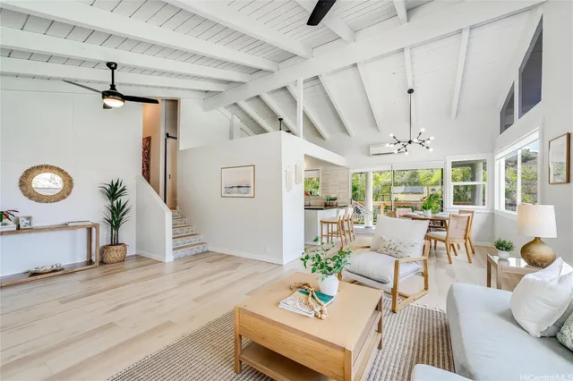 $1,549,000 | 817 Ekoa Place, Honolulu, HI 96821