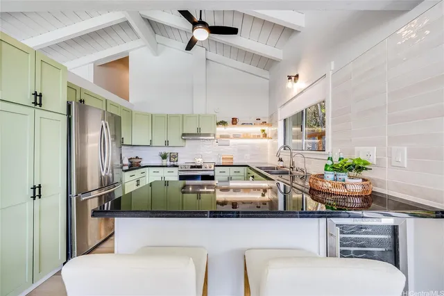 $1,549,000 | 817 Ekoa Place, Honolulu, HI 96821