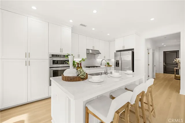 $1,950,000 | 108 Oceano, Irvine, CA 92602