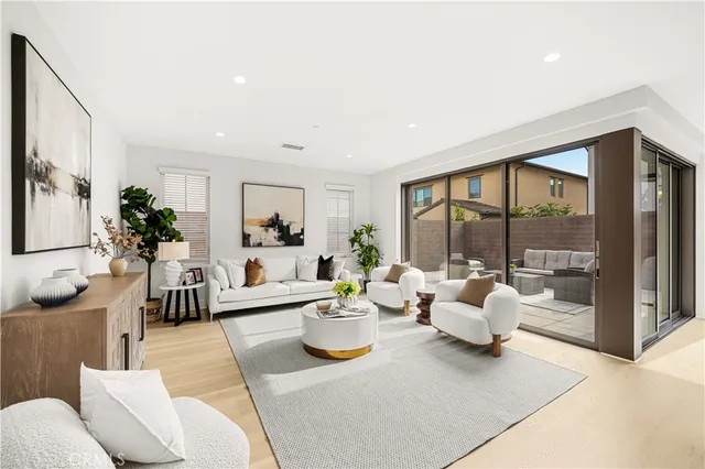 $1,950,000 | 108 Oceano, Irvine, CA 92602