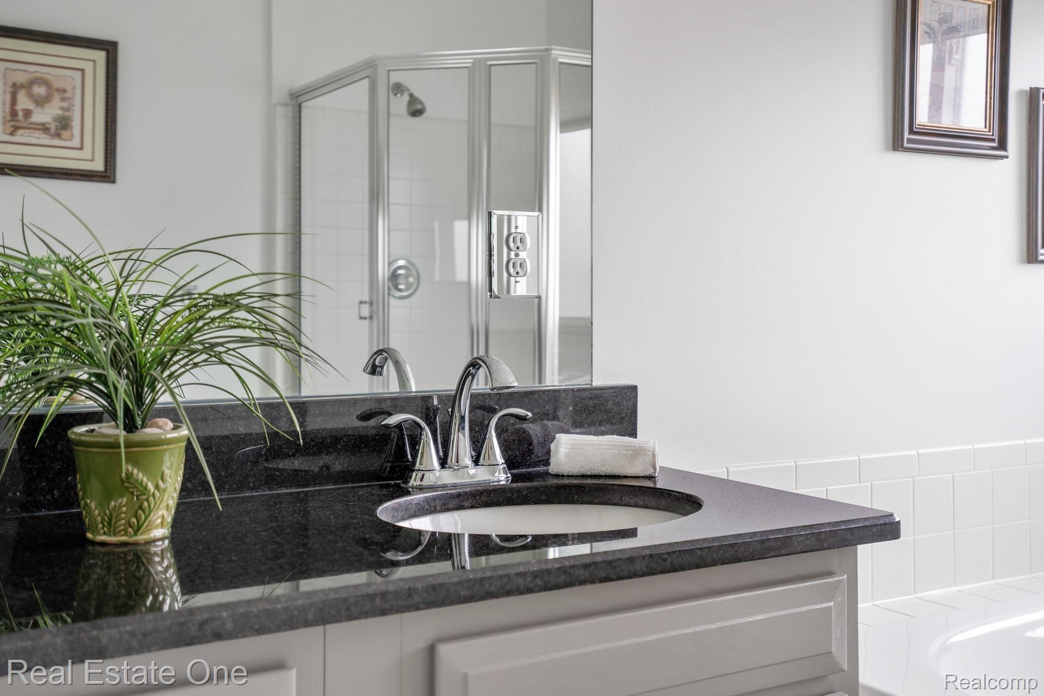 1245 Rothwell Drive Troy, MI 48084 - Photo 22 of 52 1245-Rothwell-Dr-30.JPG