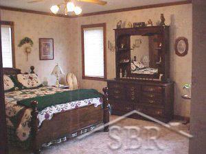 7571 Maple Road Frankenmuth, MI 48734 - Photo 6 of 13 20044025-5.JPG
