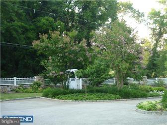 1140 South Leopard Road Berwyn, PA 19312 - Photo 8 of 11