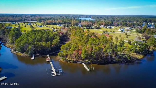 $60,000 | 76 Club House Drive, Arapahoe, NC 28510