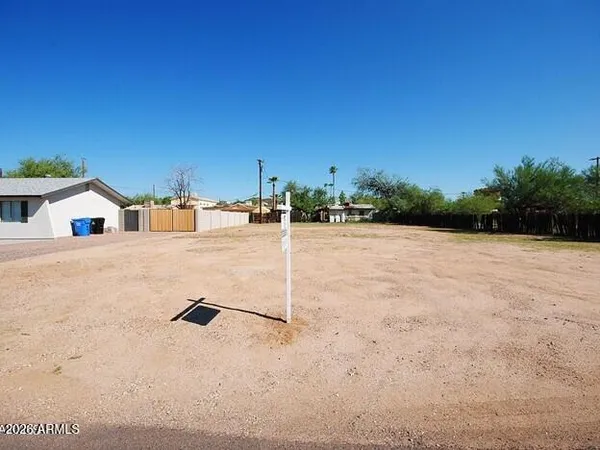 $270,000 | 2212 East Libby Street, Phoenix, AZ 85022