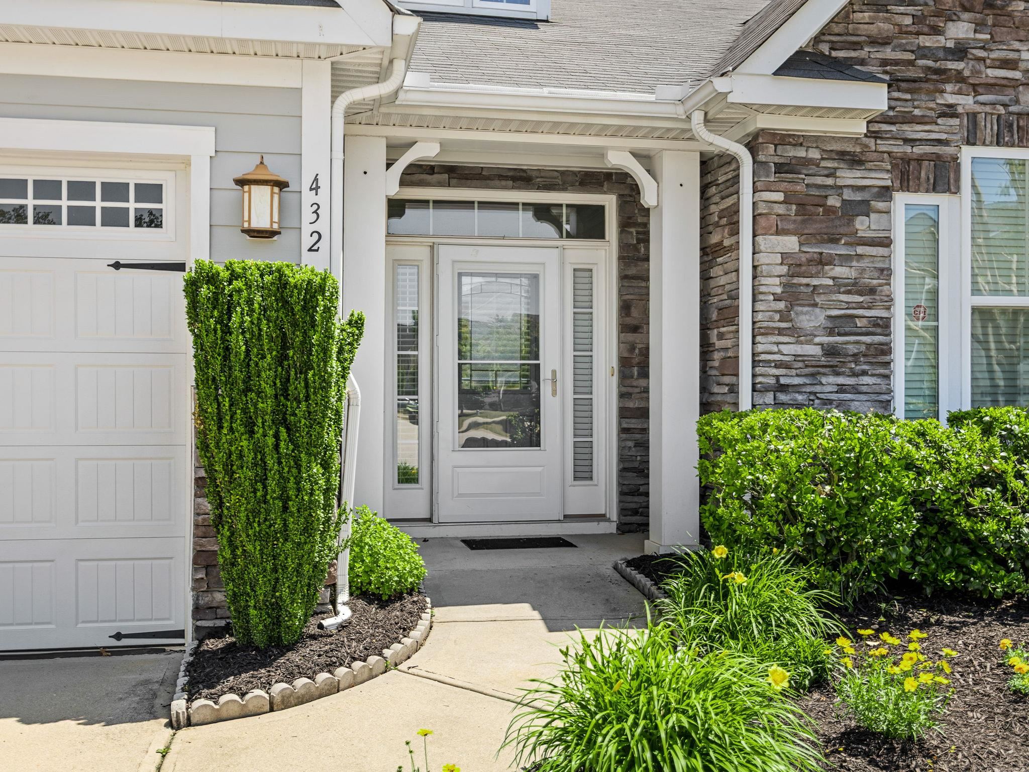 432 Fieldsview Lane Simpsonville, SC 29681 - Photo 4 of 35